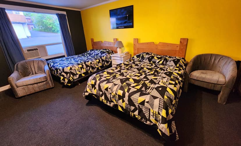 Room Motel 4